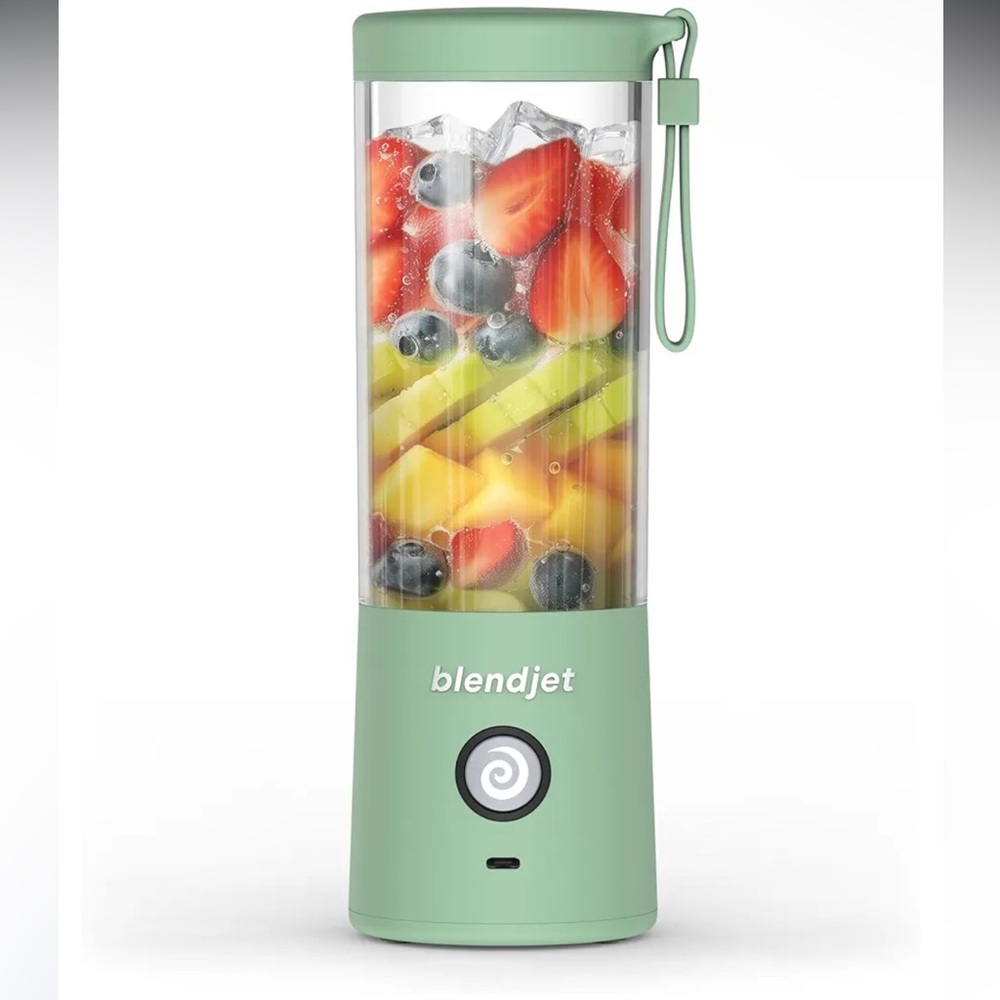 NIB Blendjet Portable Blender - Green